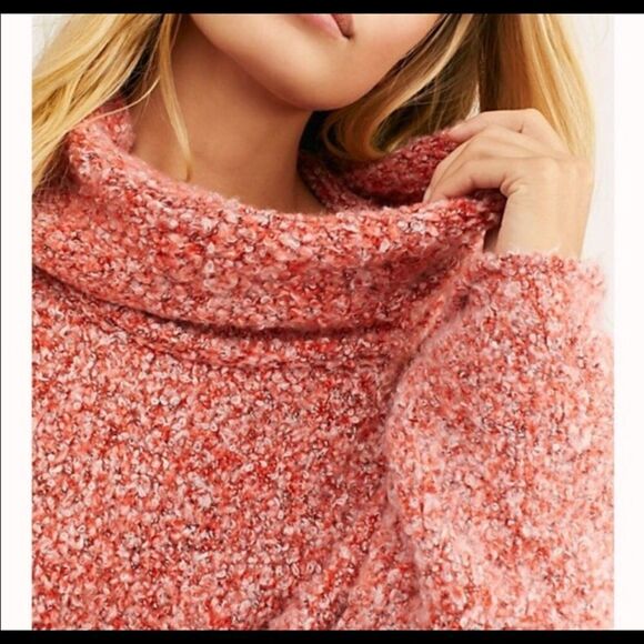 NWT Free People Sweater Size S Oversize
Very soft - Picture 4 of 6
